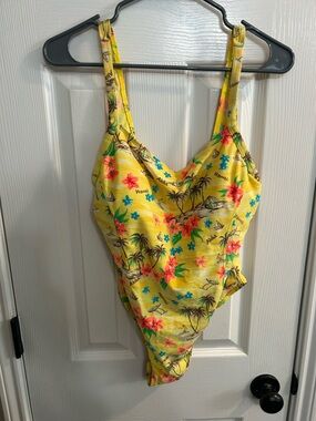 Beach cabana Women’s vintage Hawaiian tropical one piece bathing suit size 1X